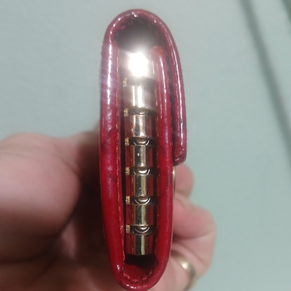 EUC Gucci Key Holder - Picture 4 of 13